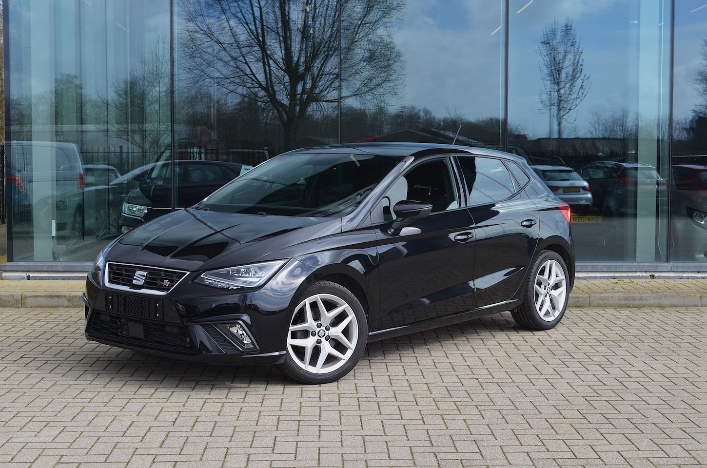 SEAT Ibiza - 1.0 TSI FR | Trekhaak | Carplay | PDC | LED | Camera | ACC | stoelverwarming - AutoWereld.nl