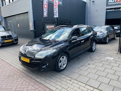 Renault Mégane Estate - 1.4 TCe Dynamique 3e Eig Pano Airco Navi NAP APK