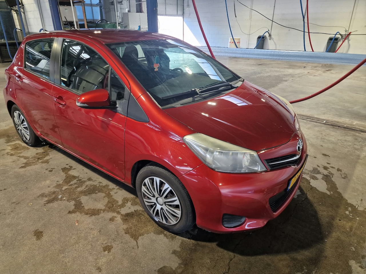 Toyota Yaris - 1.3 VVT-i Aspiration - AutoWereld.nl