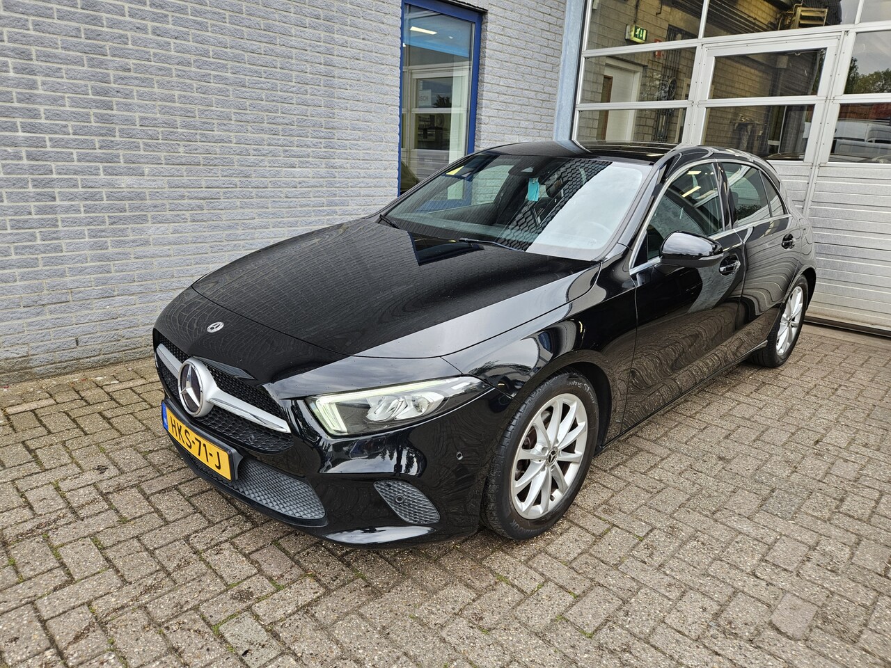 Mercedes-Benz A-klasse - 180 Business Solution AMG Inclusief Afleveringskosten - AutoWereld.nl