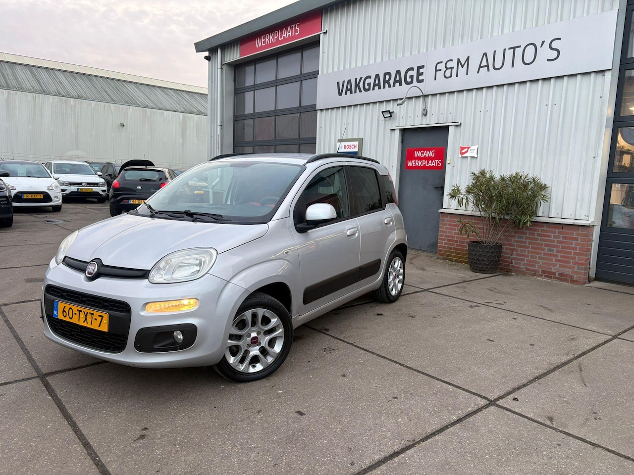 Fiat Panda - 0.9 TwinAir Lounge Airco, trekhaak - AutoWereld.nl