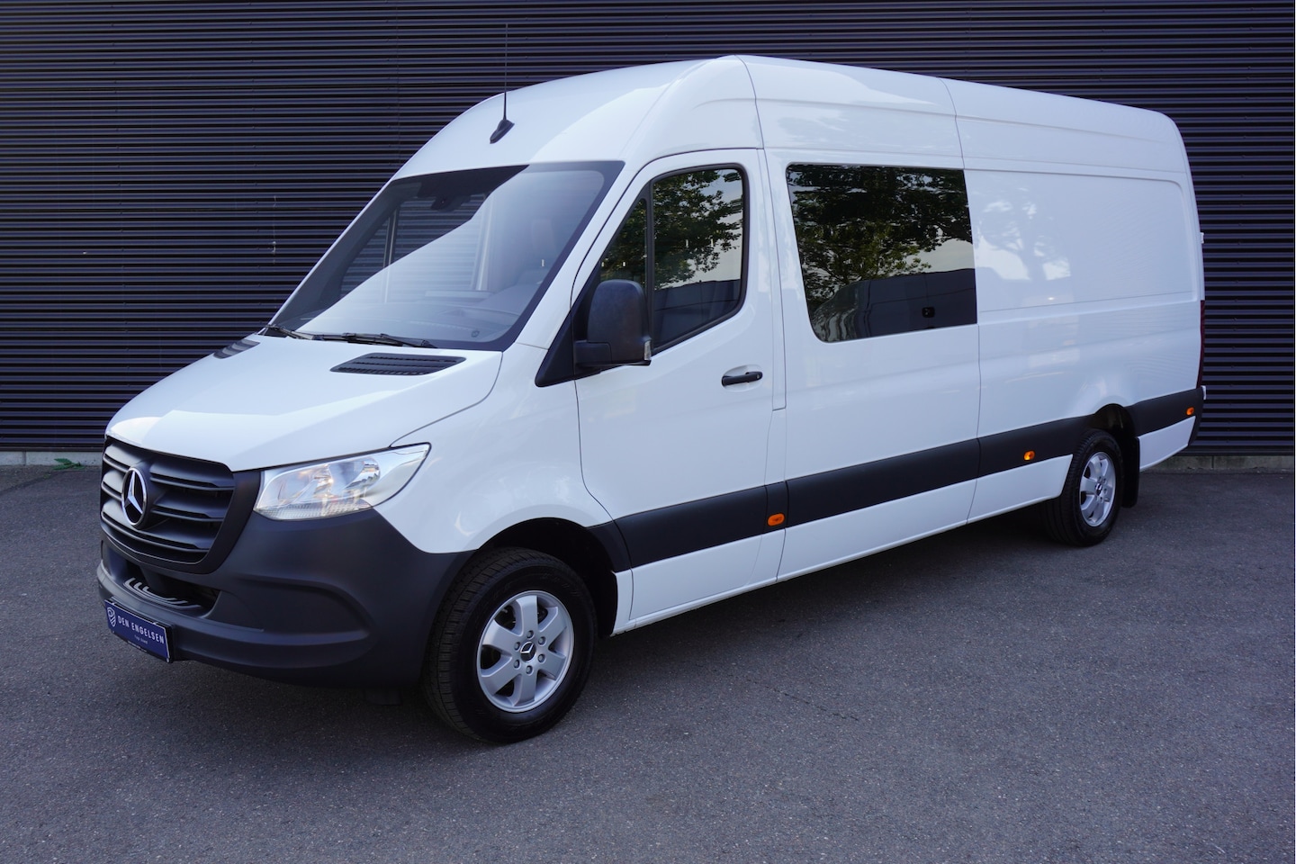 Mercedes-Benz Sprinter - 317 170pk Automaat L3H2 Dubbele cabine 6 persoons 3500kg Trekgewicht Camera Navigatie Appl - AutoWereld.nl