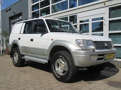 Toyota Land Cruiser - Landcruiser 903.OD 5-Doors 3.0 D-4D 120KW, Long VAN 2-seats