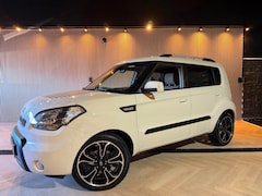 Kia Soul - Creme | Schuifdak | Stoelverwarming | PDC