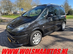 Peugeot 1007 - 1.6-16V Sporty