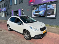 Peugeot 2008 - 1.2 VTi Allure camera leder panodak