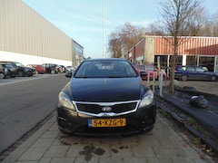 Kia Cee'd Sporty Wagon - 1.4 CVVT X-tra met airco 2010