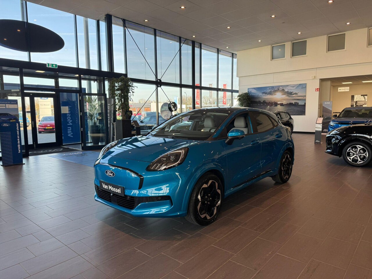 Ford Puma Gen-E - Premium | VOORRAAD! | Driverpack | Winterpack | Pano | 43,6 kWh | - AutoWereld.nl