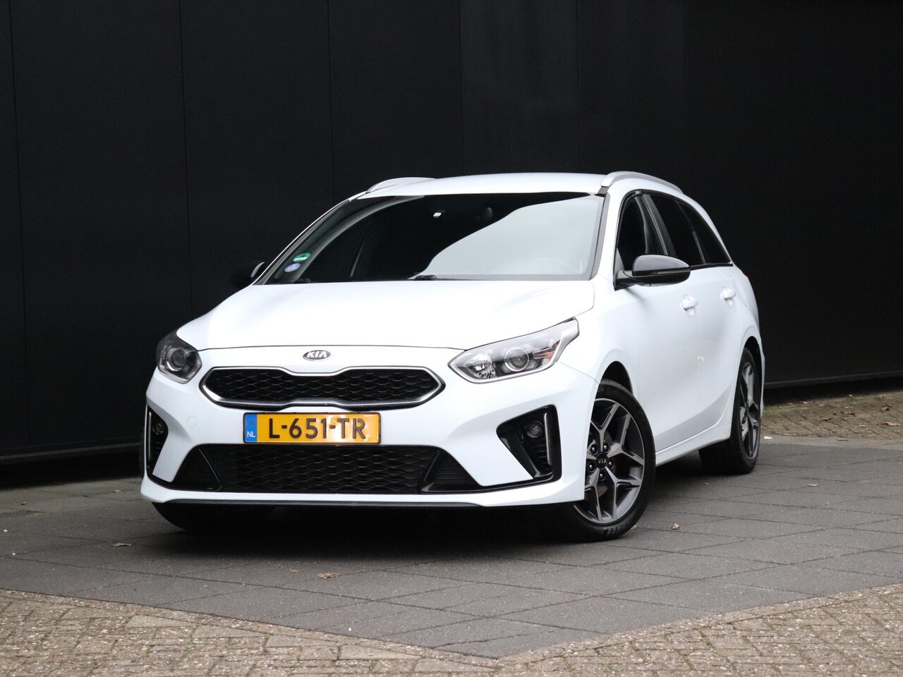 Kia Cee'd Sportswagon - Ceed 1.0 T-GDi GT-Line Edition LEDER | TREKHAAK | CAMERA | APPLE CARPLAY | CRUISE | - AutoWereld.nl