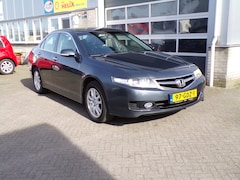 Honda Accord - 2.0i Business Mode