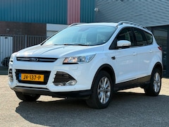 Ford Kuga - 1.5 Titanium APK/NAP/TREKHAAK NIEUWE RIEM