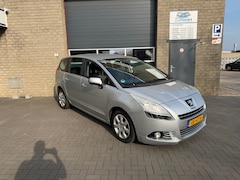 Peugeot 5008 - 1.6 VTi ST 5p