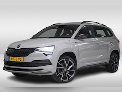 Skoda Karoq - 1.5 TSI ACT Sportline Business Navigatie | Camera | Trekhaak | Stoelverwarming