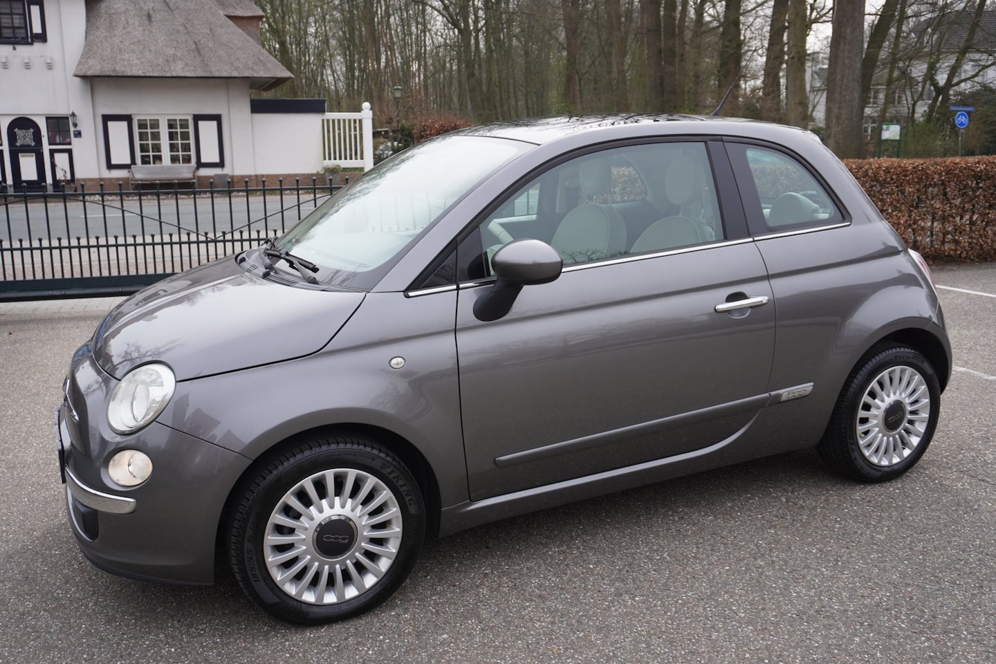 Fiat 500 - 1.2 Lounge Airco Automaat Parkeersensoren Lm Velgen - AutoWereld.nl