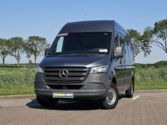 Mercedes-Benz Sprinter - 317 L2H2 RWD LED WP-Inrichting Navi Apple Carplay Standkachel Trekhaak Camera Mbux Automaa
