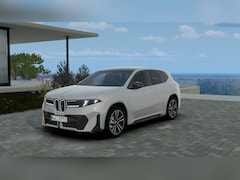 BMW iX3 - 40 eDrive M Sport / Panoramadak / M Sportstoelen / Stoelverwarming / Stuurverwarming