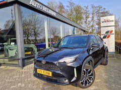 Toyota Yaris Cross - 1.5 Hybrid 115 Essential/KEYLESS/NAVI/STOEL-EN STUURVERWARMING