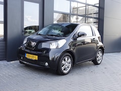 Toyota iQ - 1.0 VVTi Executive (Navigatie, Keyless entry, Climatecontrol, Lm velgen, Spiegels elek.ink