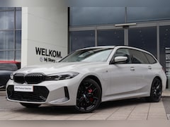 BMW 3-serie Touring - 330e M Sport Automaat / Sportstoelen / Adaptieve LED / Parking Assistant Plus / Stoelverwa