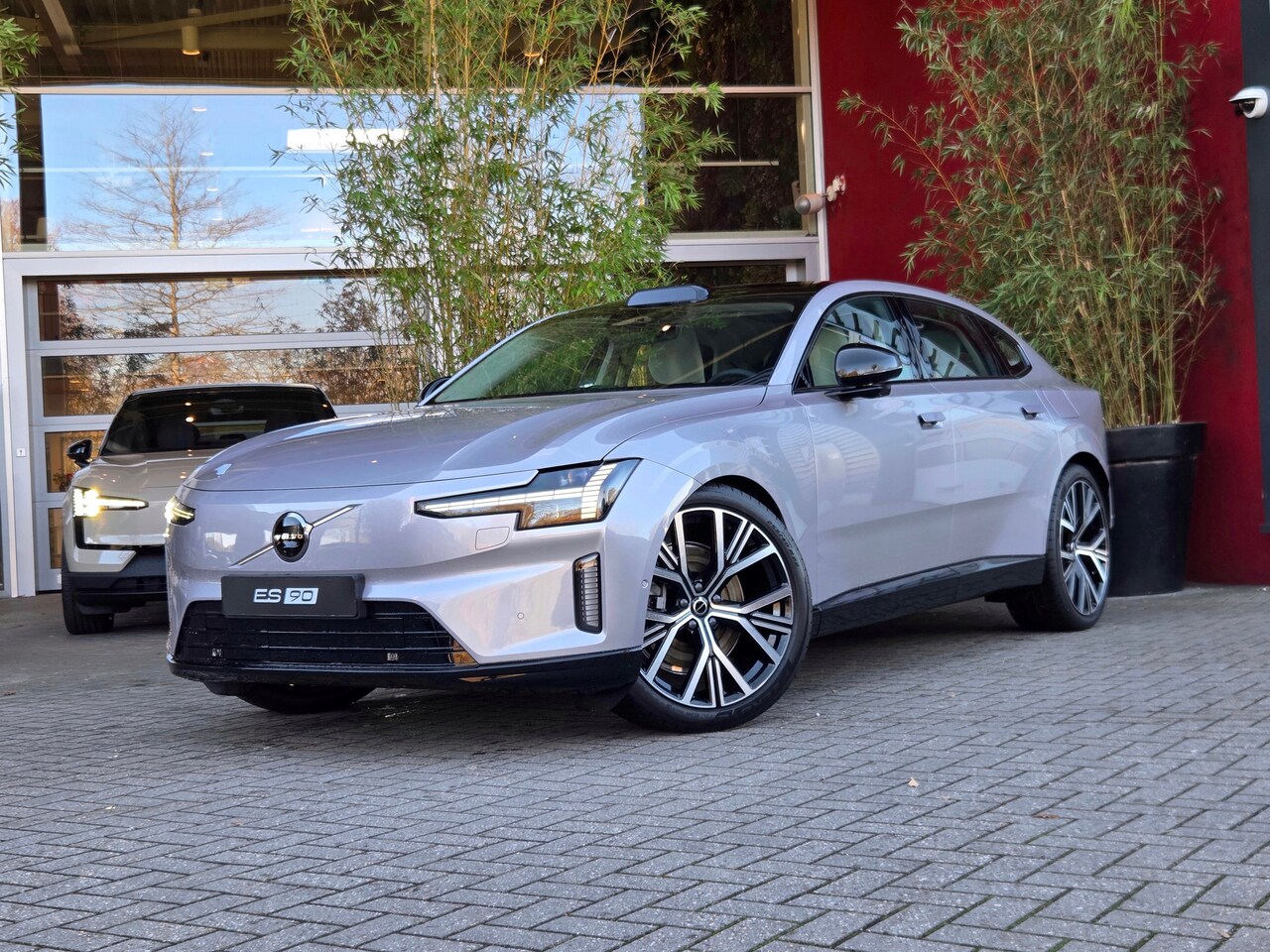 Volvo ES90 - Single Motor Extended Range Ultra 92 kWh | Luchtvering | Soft-close | Massage/ventilatie | - AutoWereld.nl
