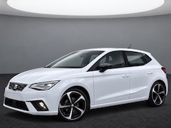 SEAT Ibiza - 1.0 TSI FR / Panoramadak / Digitale Cockpit / LED / Achteruitrijcamera / Stoelverwarming