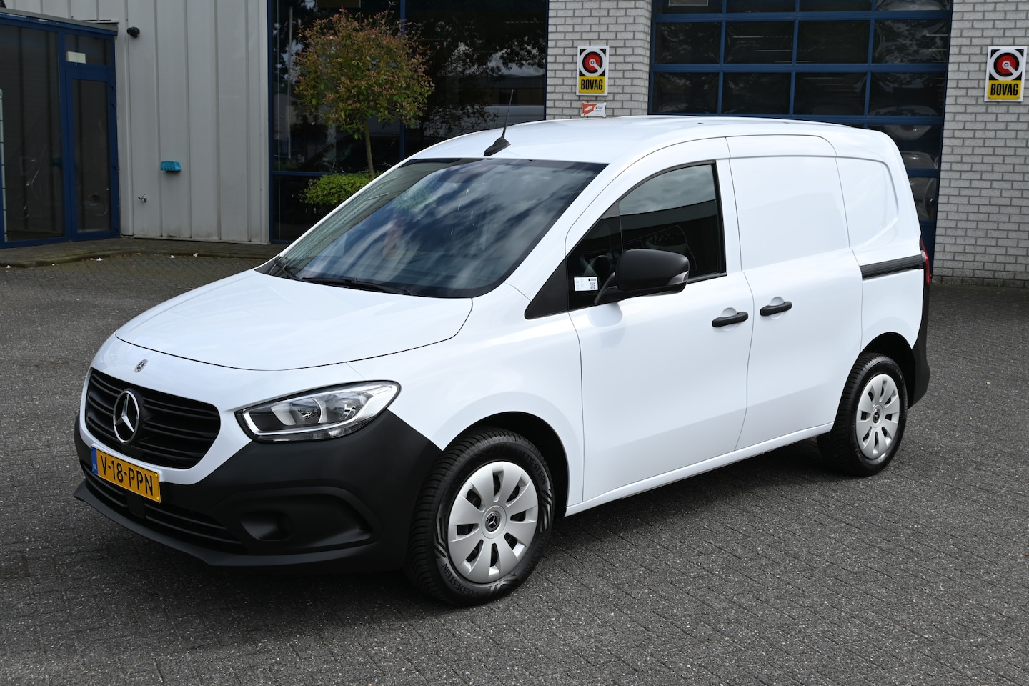 Mercedes-Benz Citan - 110 CDI L1 Pro 2 Schuifdeuren, Camera, Apple Carplay/Android Auto - AutoWereld.nl