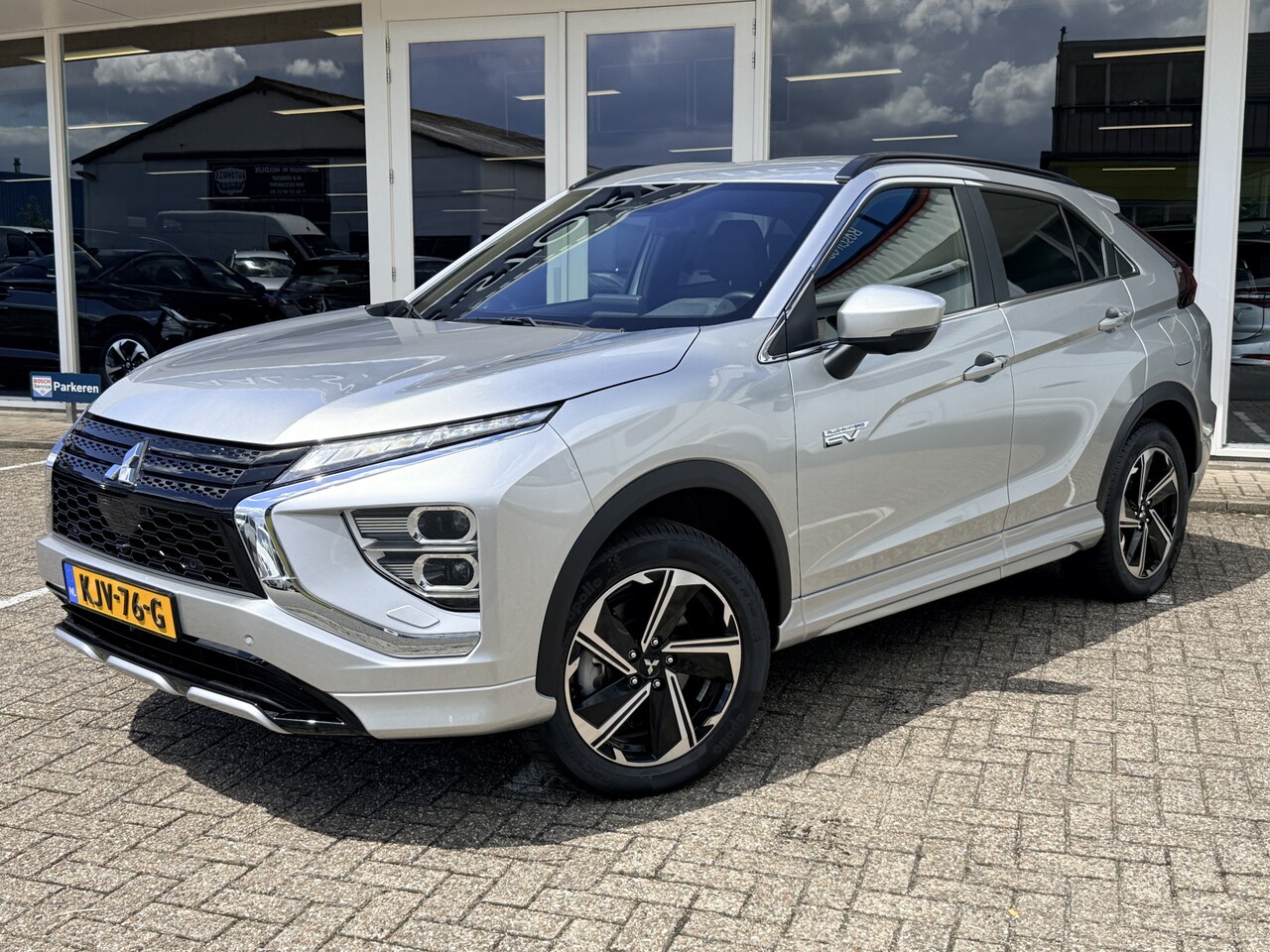 Mitsubishi Eclipse Cross - 2.4 PHEV Executive | LED | Leder | Adapt. Cruise | Apple/Android | 360 camera - AutoWereld.nl