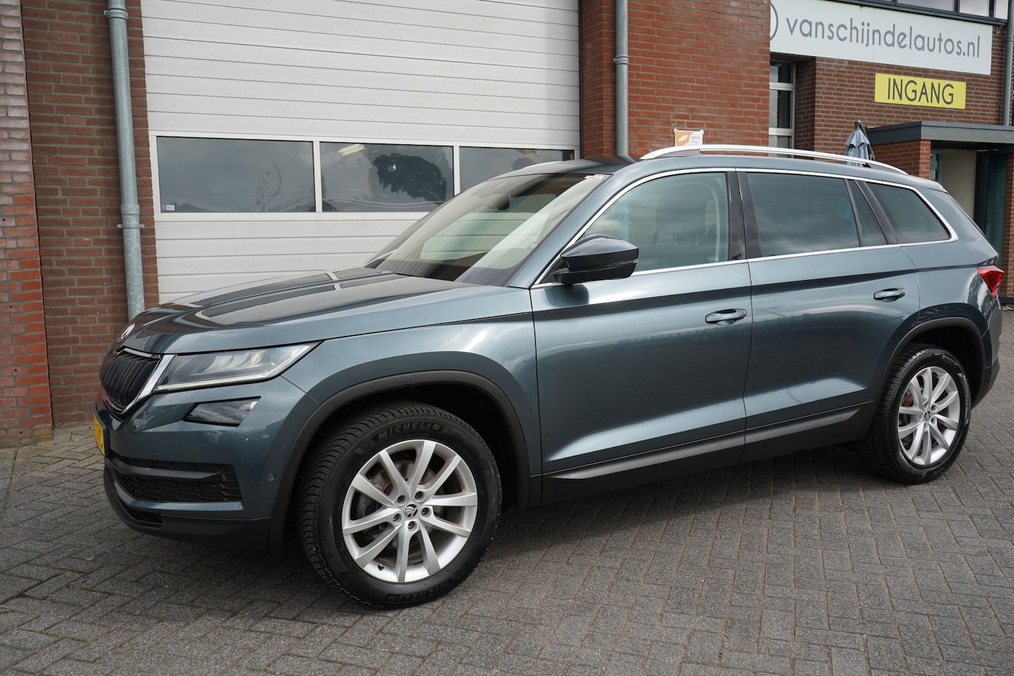 Skoda Kodiaq - 1.4 TSI STYLE BUSINESS ORIGINEEL NEDERLANDS 360CAMERA ELECTR.TREKHAAK ANDROID/APPLECARPLAY - AutoWereld.nl