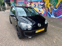 Volkswagen Up! - 1.0 move up BlueMotion goed onderhouden ijskoude airco perfect rijdend navigatie elektrisc