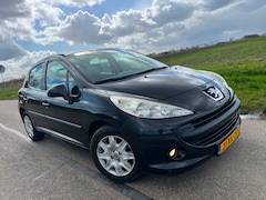 Peugeot 207 - 1.4-16V Color-line / incl apk