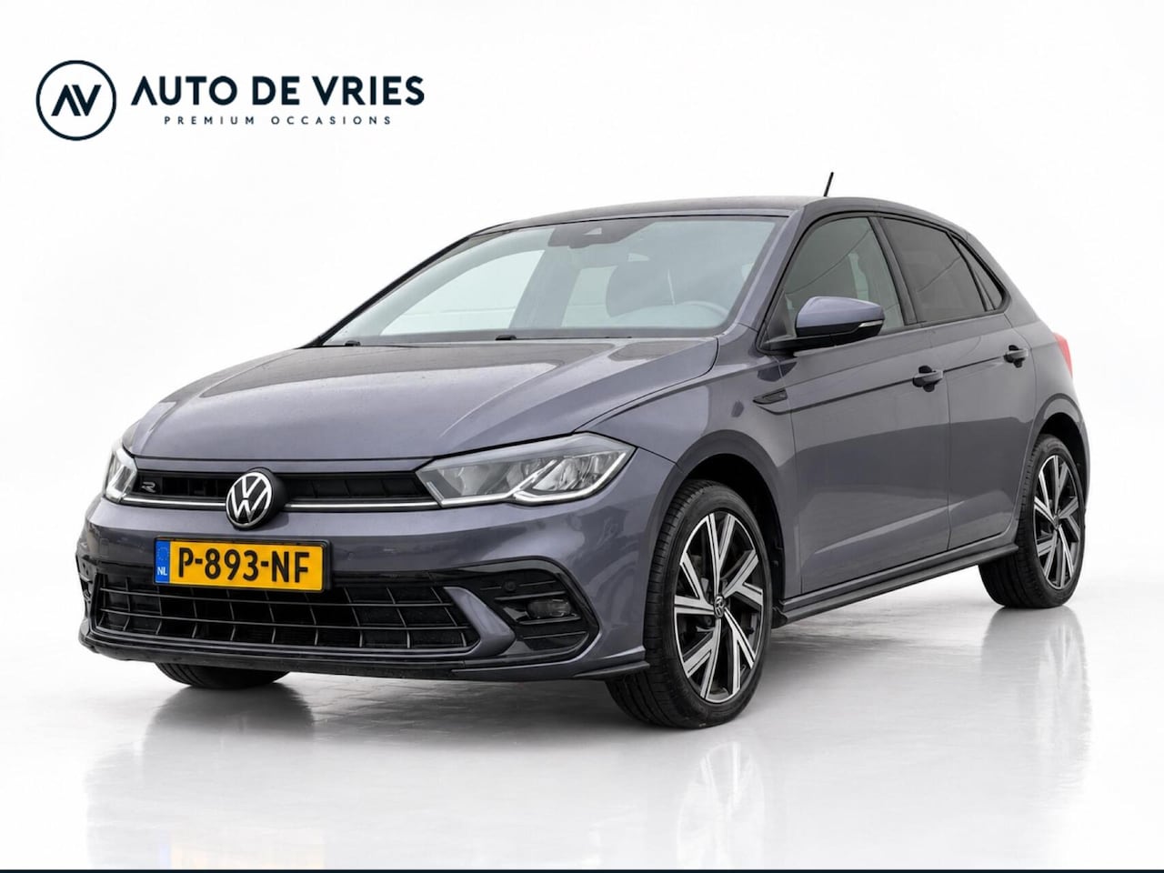Volkswagen Polo - 1.0 TSI 95pk DSG R-Line | Carplay | Virtual cockpit | Camera | Stoelverwarming - AutoWereld.nl