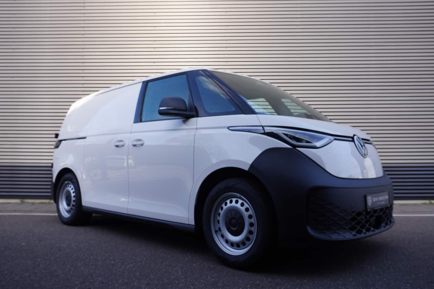 Volkswagen ID. Buzz Cargo - ID. Buzz Cargo 286 pk, Economy Business, Achteruitrijcamera, Bijrijdersbank, Trekhaak, Ach - AutoWereld.nl