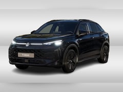 Volkswagen T-Roc - 1.5 eTsi R-Line First Edition Profiteer ook van € 5.000 inruilpremie