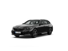 BMW 5-serie Touring - 530e | M Sport Pro | Panorama Dak | Innovation Pack | Travel Pack | Comfort Pack Elektr. T