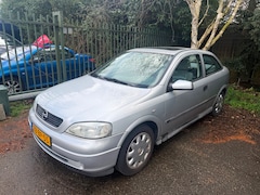 Opel Astra - 1.6 Sport met 83000 km (koppeling moet worden vervangen)