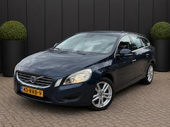 Volvo V60 - 1.6 T4 Momentum AUTOMAAT NAVI CRUISE APK