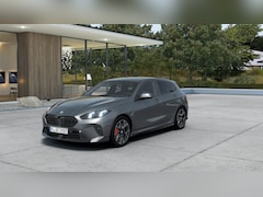 BMW 1-serie - 120 M Sport Automaat / Sportstoelen / Comfort Access / Achteruitrijcamera / Adaptieve LED