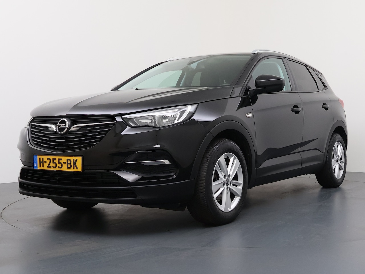 Opel Grandland X - 1.2 Turbo Business + | DISTRIBUTIERIEM IS VERVANGEN! | TREKHAAK 1400KG | | Cruise control - AutoWereld.nl