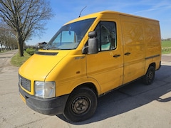 Volkswagen LT 35 - 35A 2.5 TDI Baseline 80 kw/ bj 2005/ 2x zijschuifdeuren/ EXPORT