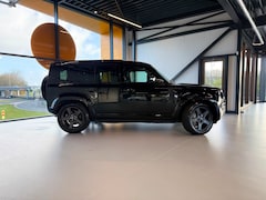 Land Rover Defender 110 - 2.0 P300e 110 X-Dynamic SE