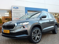 Skoda Karoq - 1.5 TSI ACT Business Edition | 19-inch GMP | Camera | Navi | Clima | Cruise | Apple Carpla