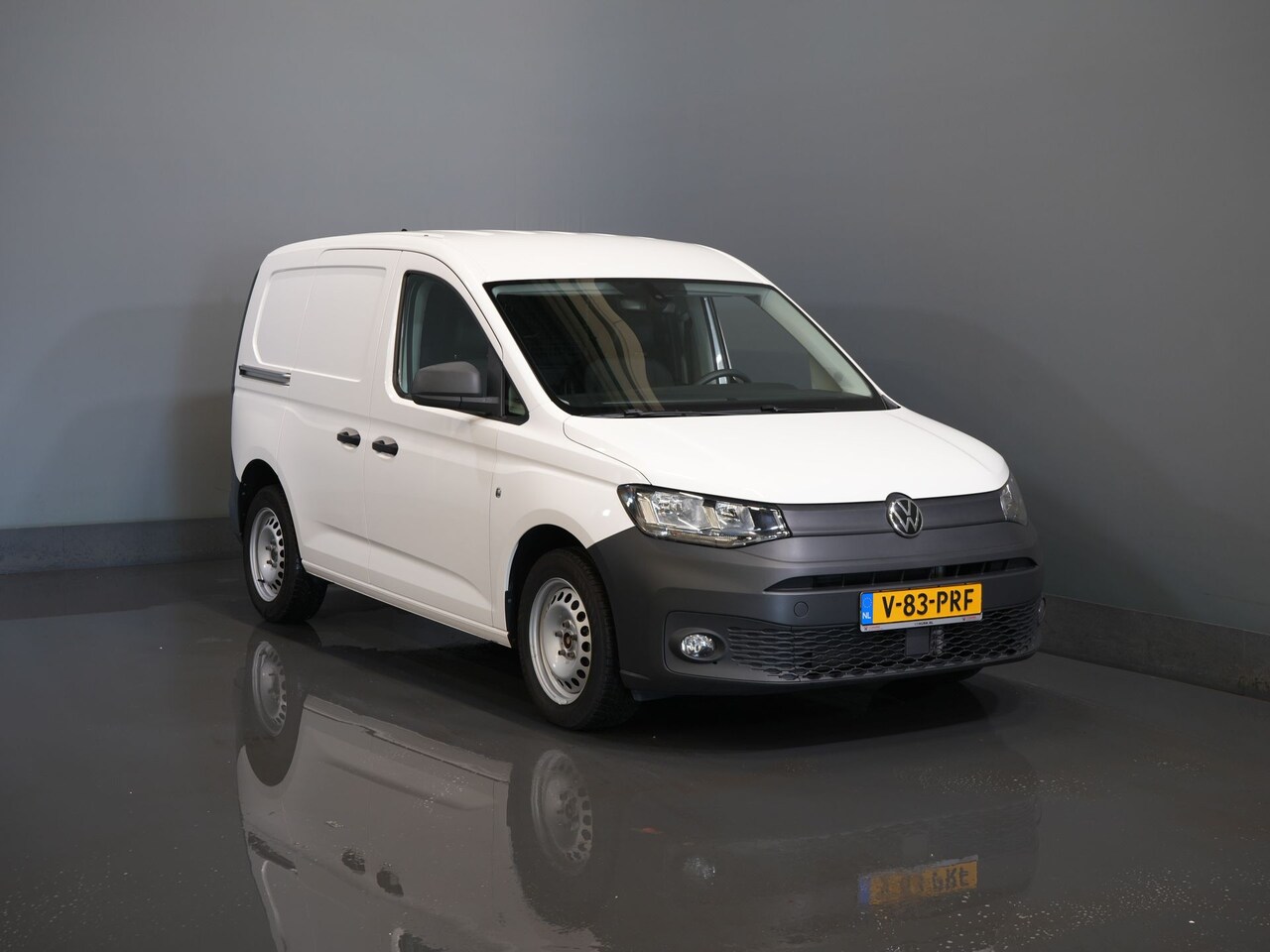 Volkswagen Caddy Cargo - 2.0 TDI 100 pk Omvormer/ Sortimo/ Cruise/ Airco/ DAB - AutoWereld.nl