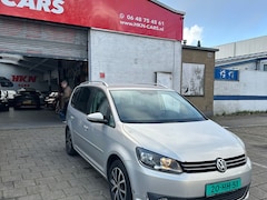 Volkswagen Touran - 1.6 TDI BlueMotion 7p.bj 2013 automaat