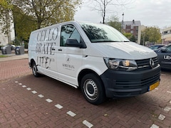 Volkswagen Transporter - 2.0 TDI L2H1 Highline Euro 6 Airco 3 pers