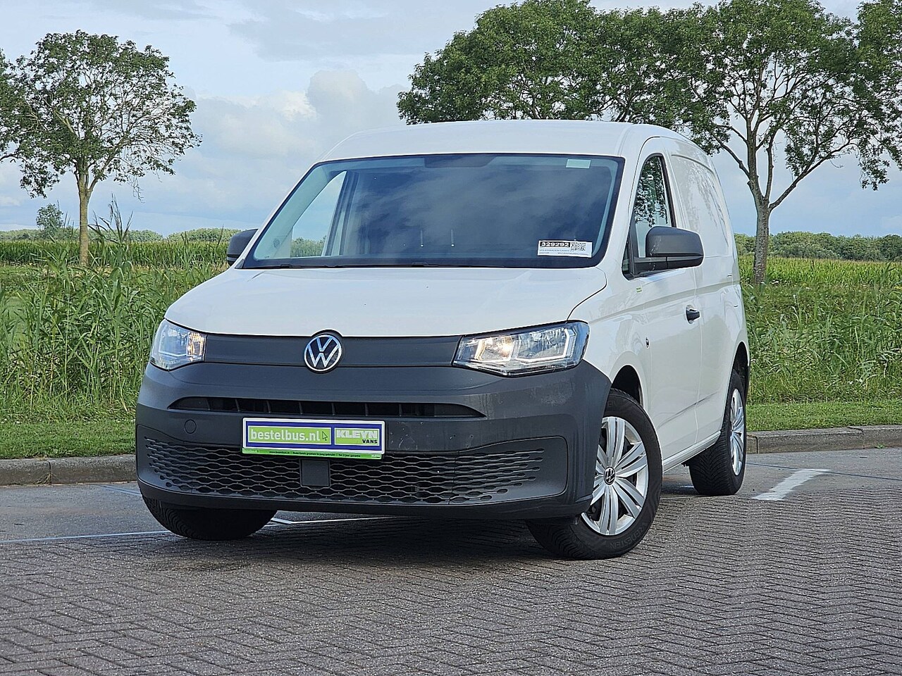 Volkswagen Caddy - 2.0 Airco CarPlay Euro6! - AutoWereld.nl