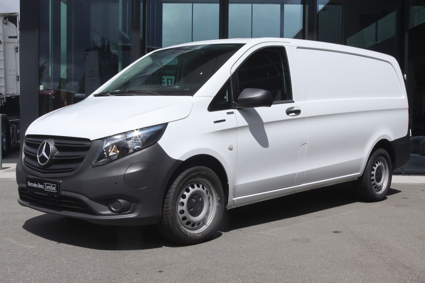 Mercedes-Benz eVito - eVito Lang 66 kWh |AIRCO/ALARM/SNELLADEN |Certified - AutoWereld.nl