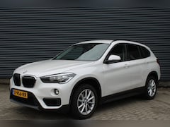 BMW X1 - sDrive18i Executive Navigatie Wit-Metallic PDC