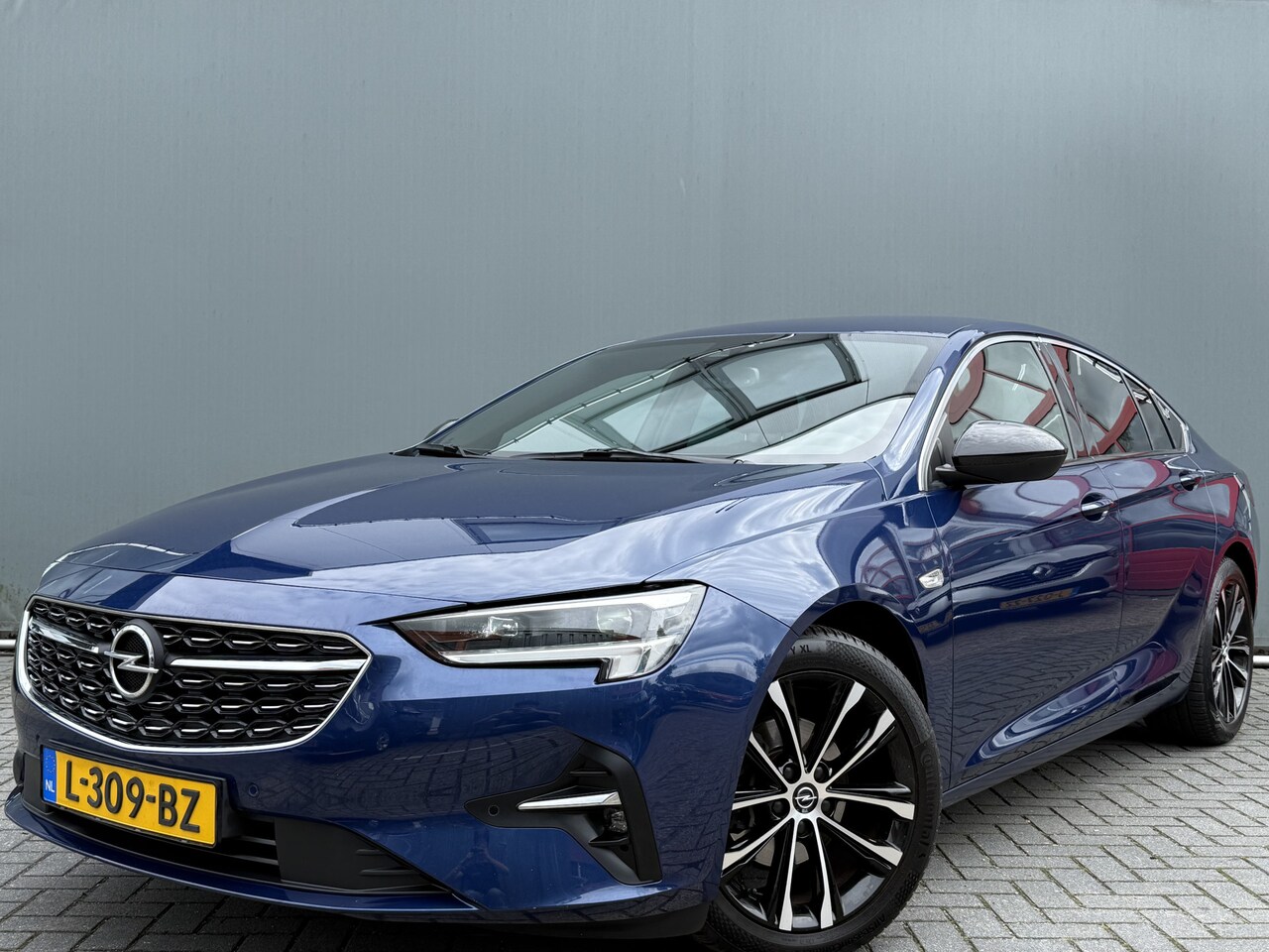 Opel Insignia Grand Sport - BWJ 2021 1.5 CDTI 123 PK Ultimate FULL LED | MATRIX KOPLAMPEN | BOSE | KEYLESS | STUURVERW - AutoWereld.nl