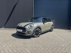 MINI 3-Deurs - 1.5 Cooper Pepper | Comfort Acces | Navigatie | Apple Carplay | Parkeersensoren Achter | E