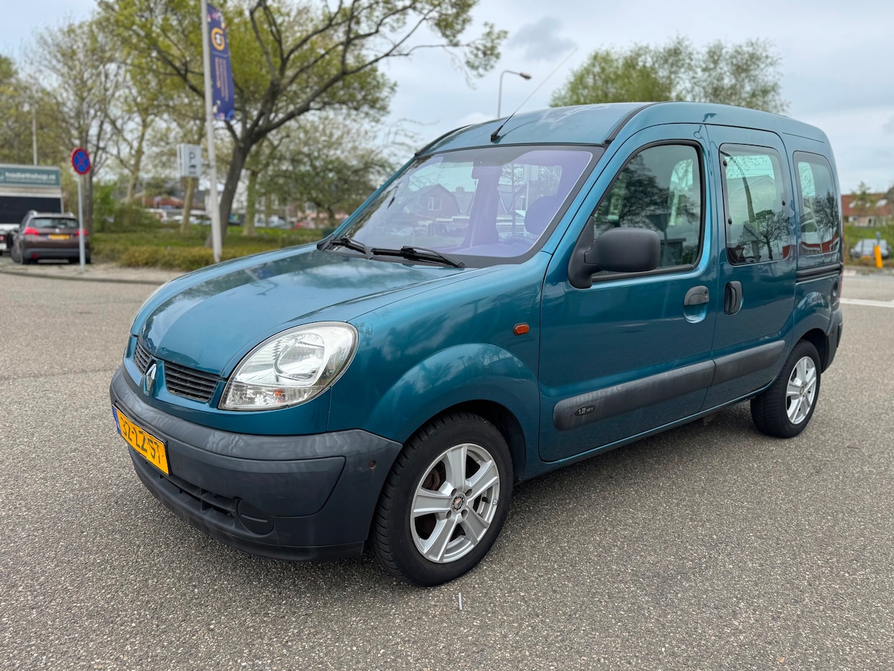 Renault Kangoo - 1.2-16V Privilège / rolstoel auto / invalide auto…… - AutoWereld.nl